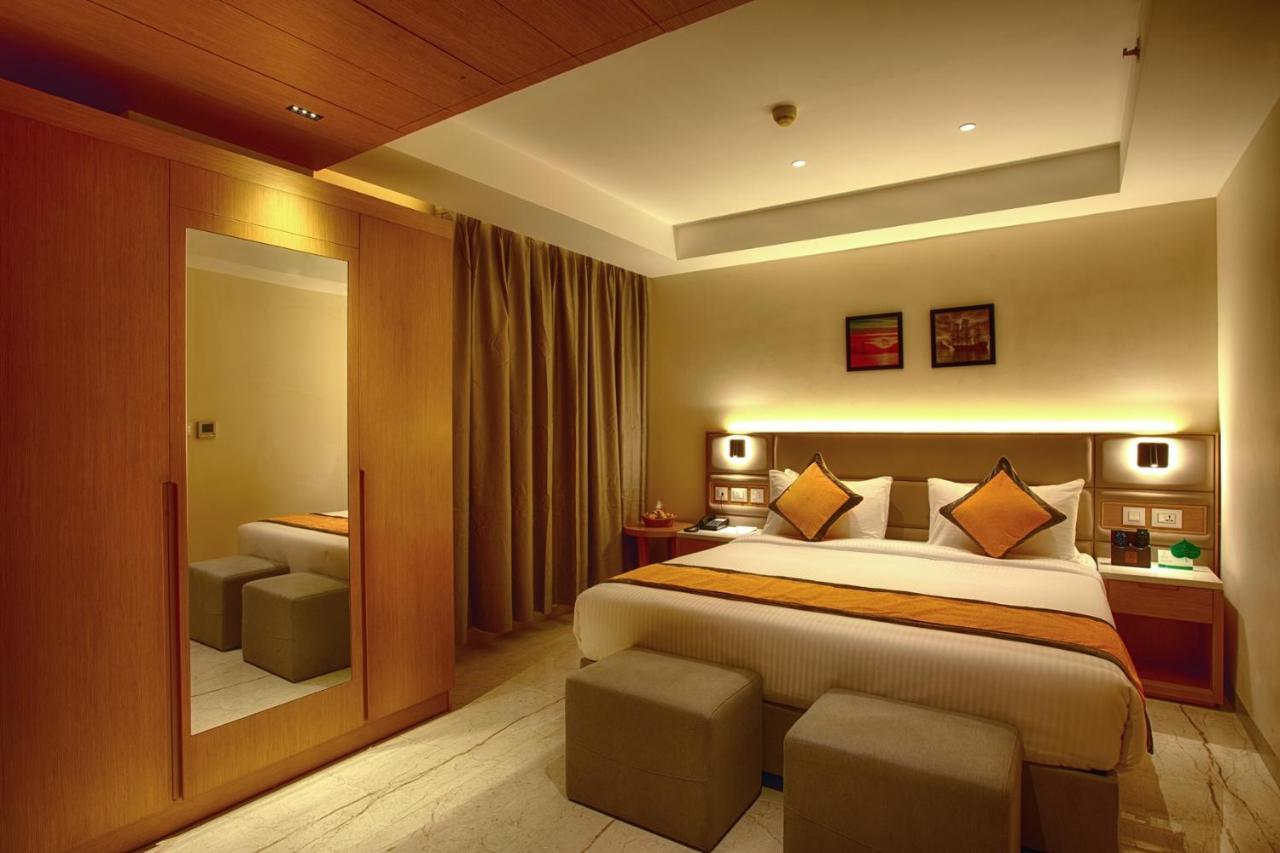 Hotel Sunhill Portico Siliguri Esterno foto